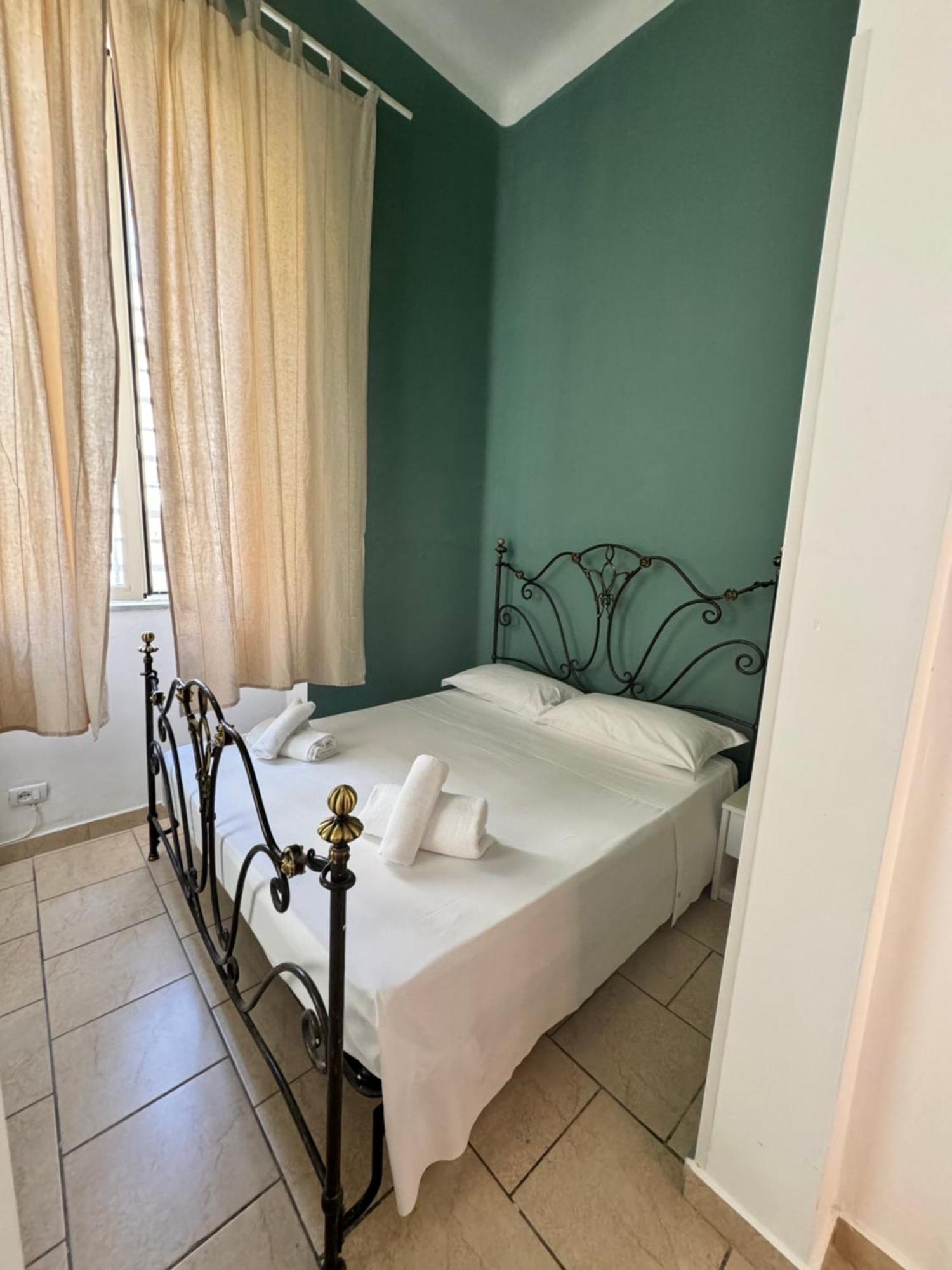 Garibaldi Rooms Reggio di Calabria Buitenkant foto